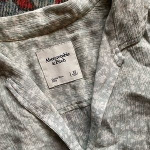 Floral button-up collared shirt